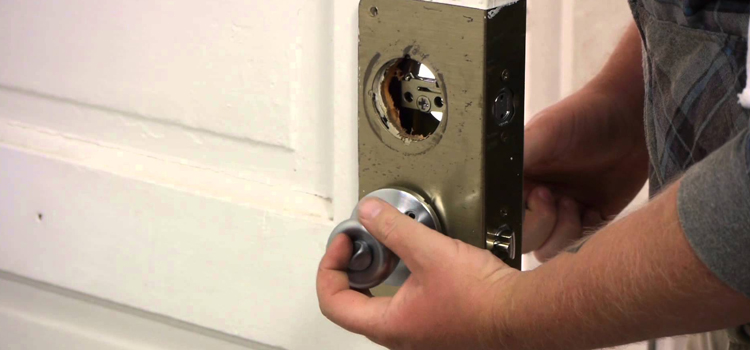 Home Lock Change in Mira Loma